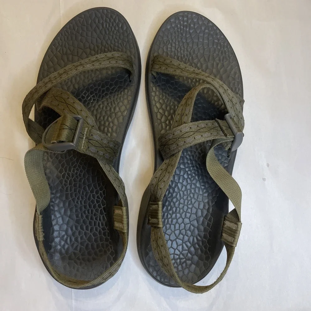 Excellent Condition Men's Chacos 15 | Dark Green 1